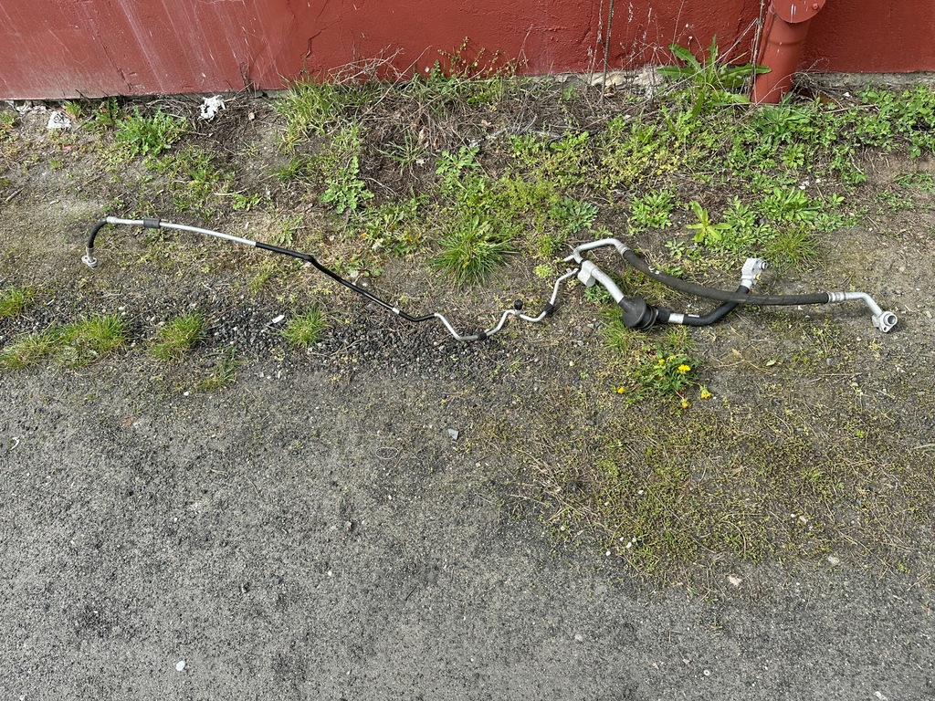 фото №1, Audi q5 8r комплект трубопровод кондиционера