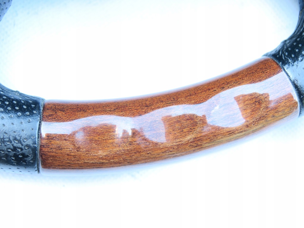 фото №16, Воздуховод drewno кожа momo subaru legacy outback