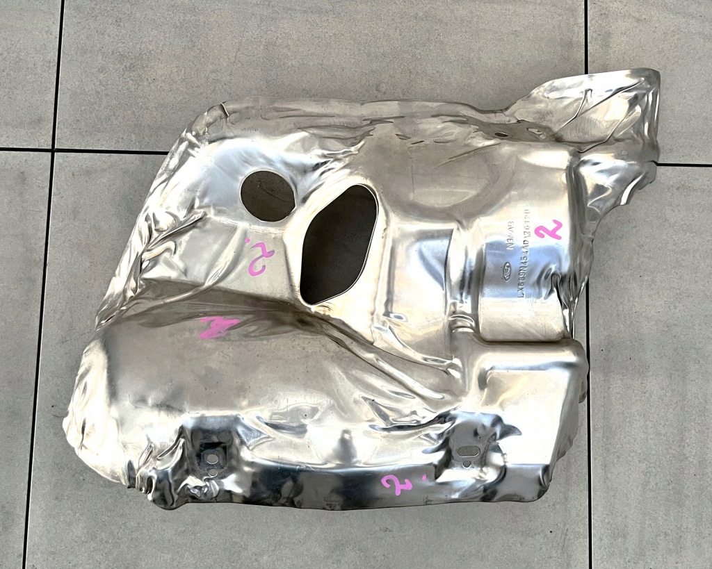 фото №1, Ford kuga iii mk3 lx68-9n454-ad защита тепловая катализатора