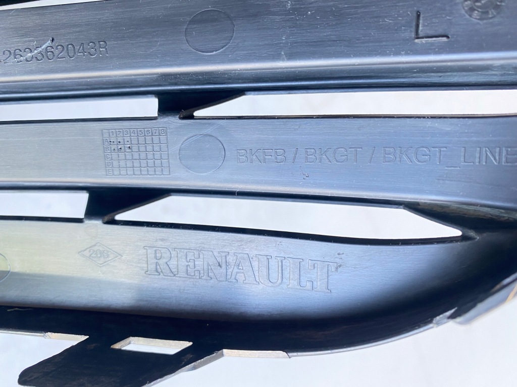 фото №6, Renault оригинальный номер 263362043r решётка бампера заглушка