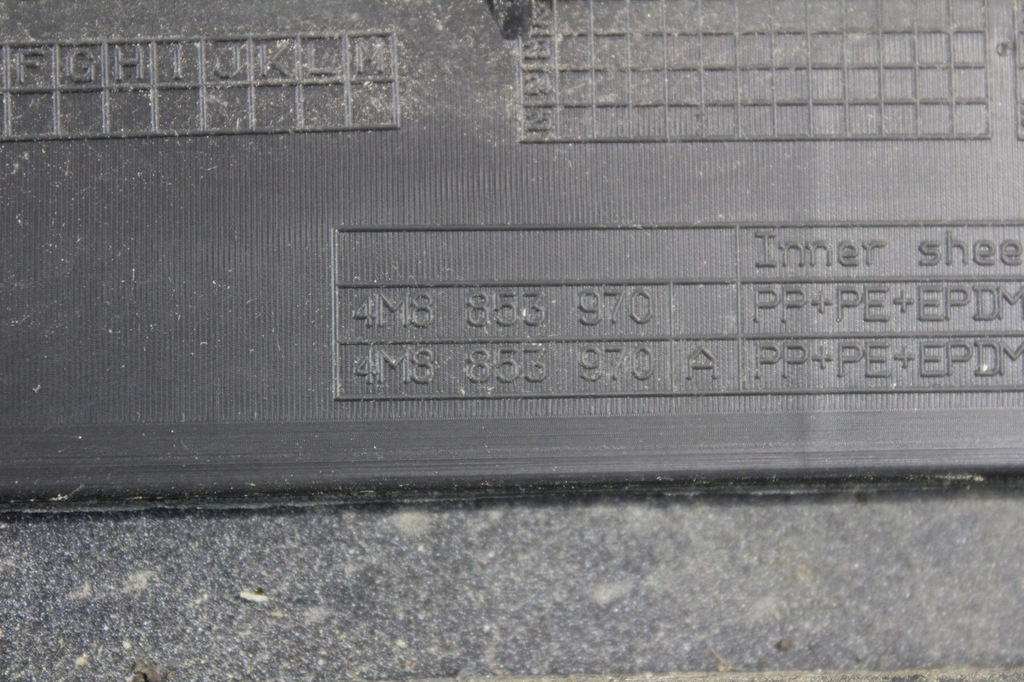 фото №5, Молдинг na дверь правое задняя audi q8 4m cała bdb оригинальный номер