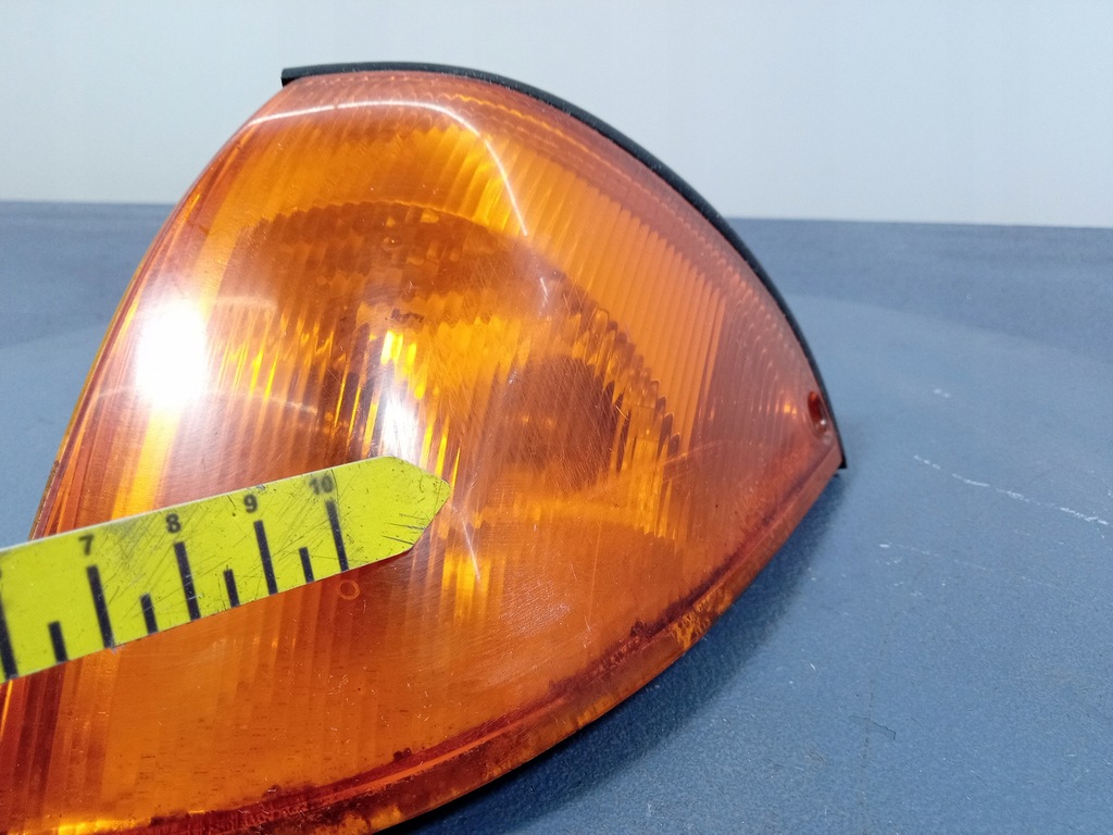 фото №5, Suzuki swift iii 96-04 поворотник перед левый