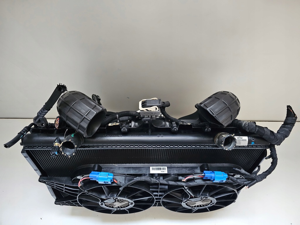 фото №12, Pas передний радиатор интеркулер комплект ferrari roma f169 000336011