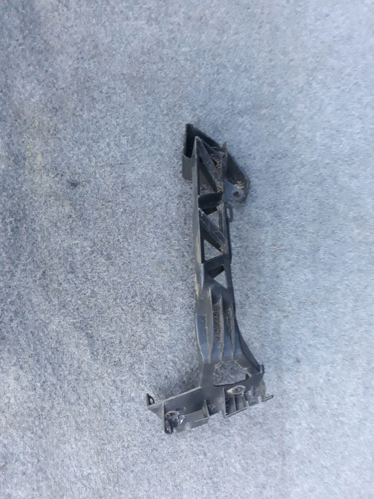 фото №1, Направляющая бампера правый задняя peugeot 207