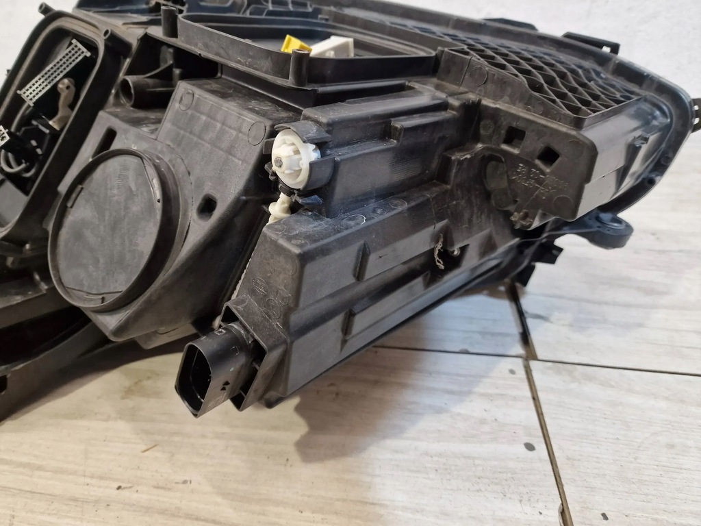 фото №10, Лампа права mercedes e klasa w213 ils multibeam