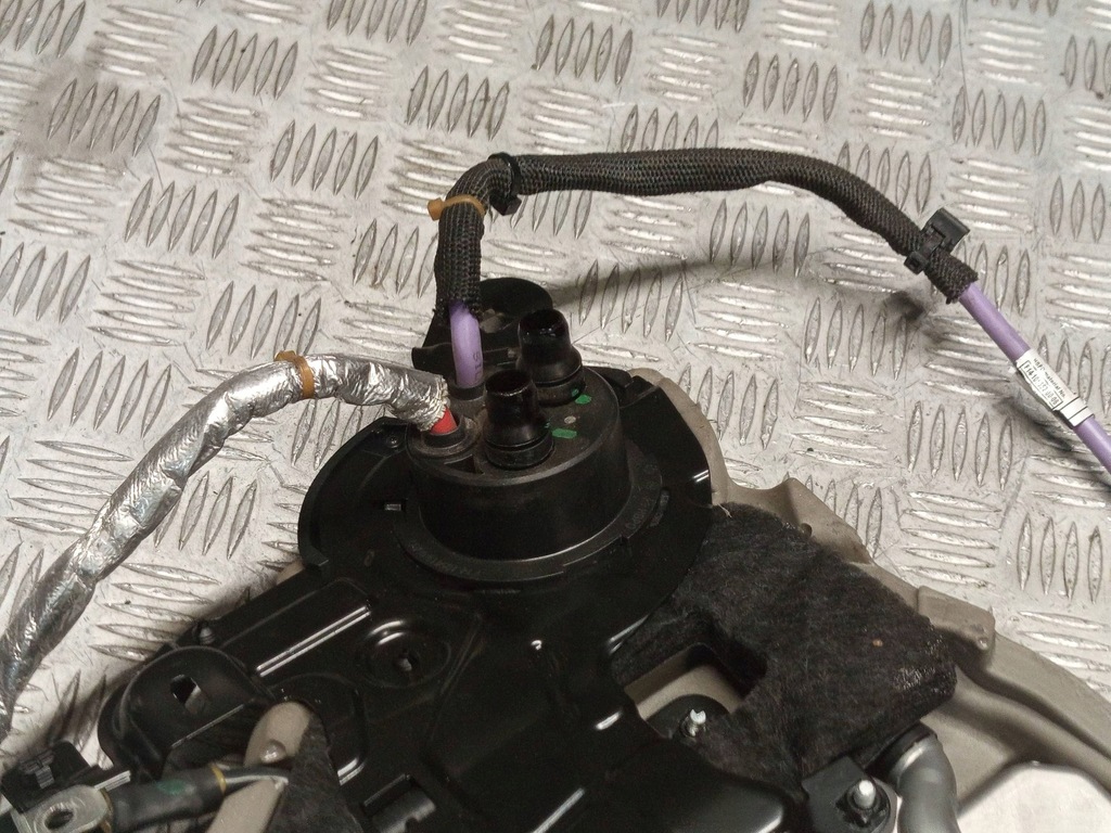 фото №11, Bmw оригинальный номер 5a07e95 x5 g05 инвертор преобразователь конвертер напряжения