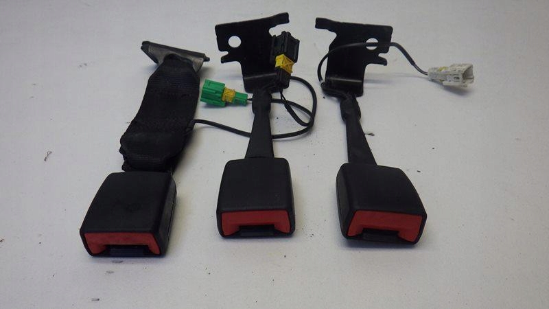 фото №3, Кліпса заскочки поперечина безпеки alfa stelvio