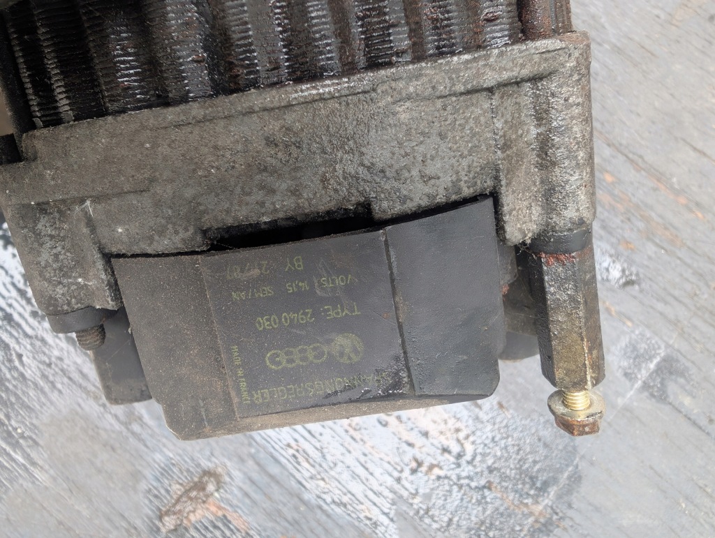 Генератор vw golf 1 cabrio 026909016e Зі Шроту