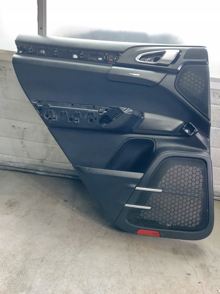 фото №1, Porsche cayenne ii 7p5 обшивка двері лівий задня