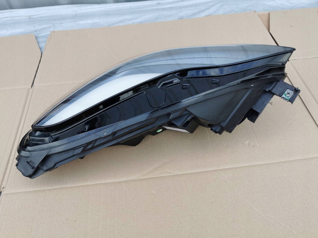 Tesla 3 рестайлінг  21- y фара передня ліва led європа ідеальна 1514952-00-d Київ