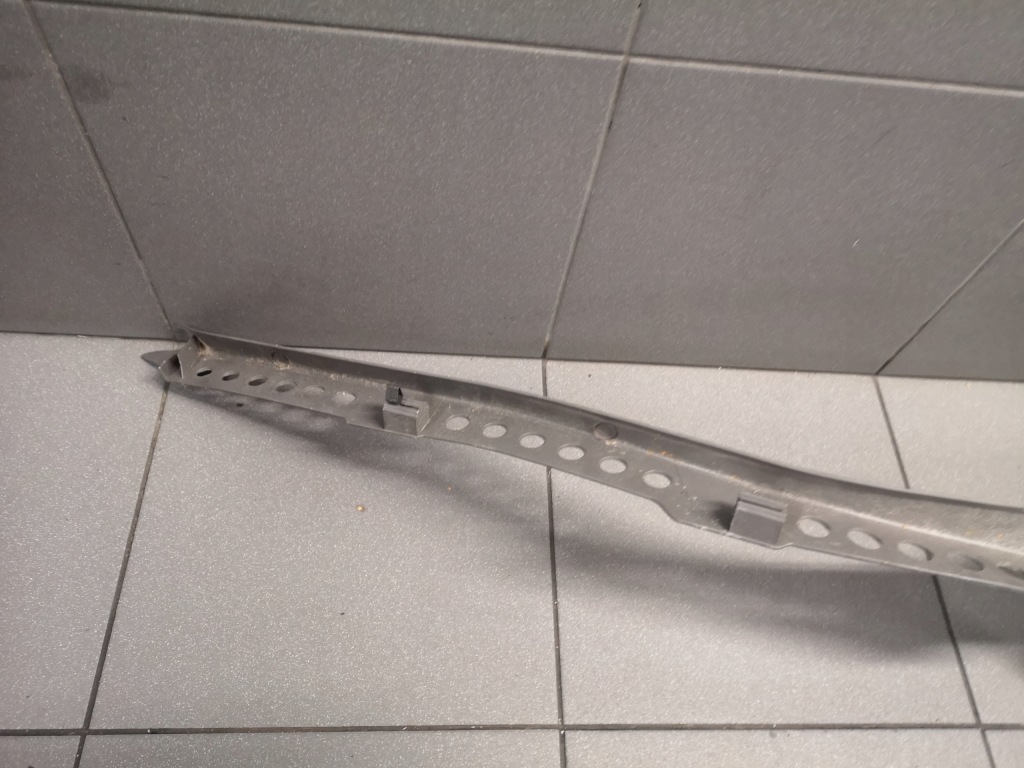 Молдинг порог правый  задняя audi a4 b6 8e0867731a Киев