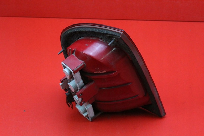 фото №6, Лампа правая задняя задняя skoda octavia 1 i 5d hb 99r