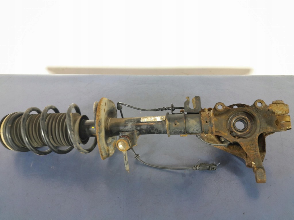 фото №1, Opel corsa d 1.7cdti поворотный кулак левая mcperson