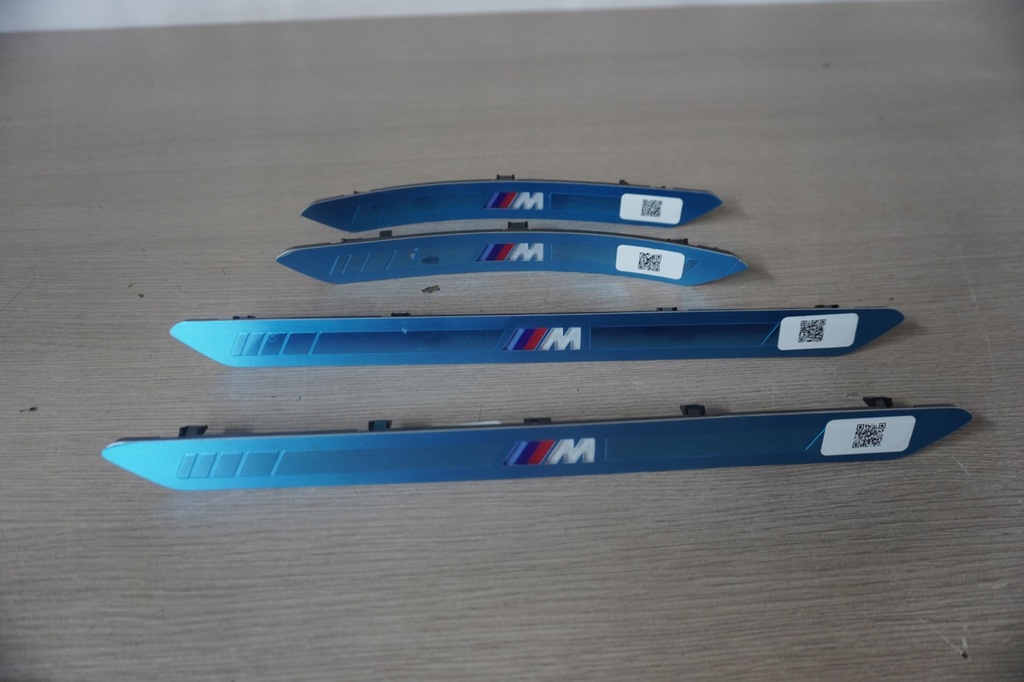 фото №1, Накладки порогові bmw g06 led 8069271