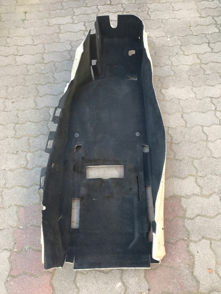 фото №1, Audi r8 plus 4s обшивка коврик левая пол eur