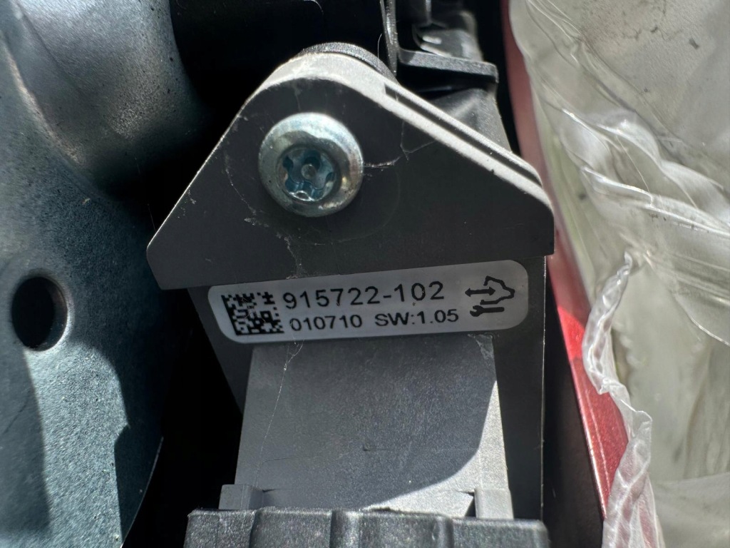 Купити Модуль opel 915722102