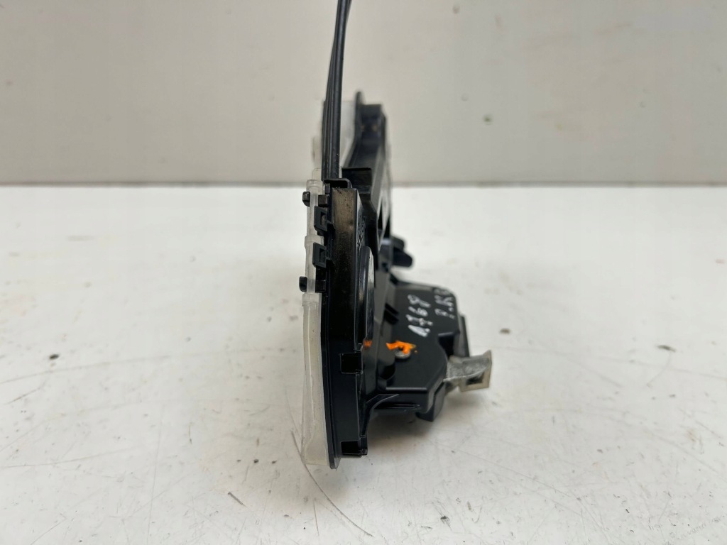 2019 toyota hilux an120, an130 замок двері передніх Недорого