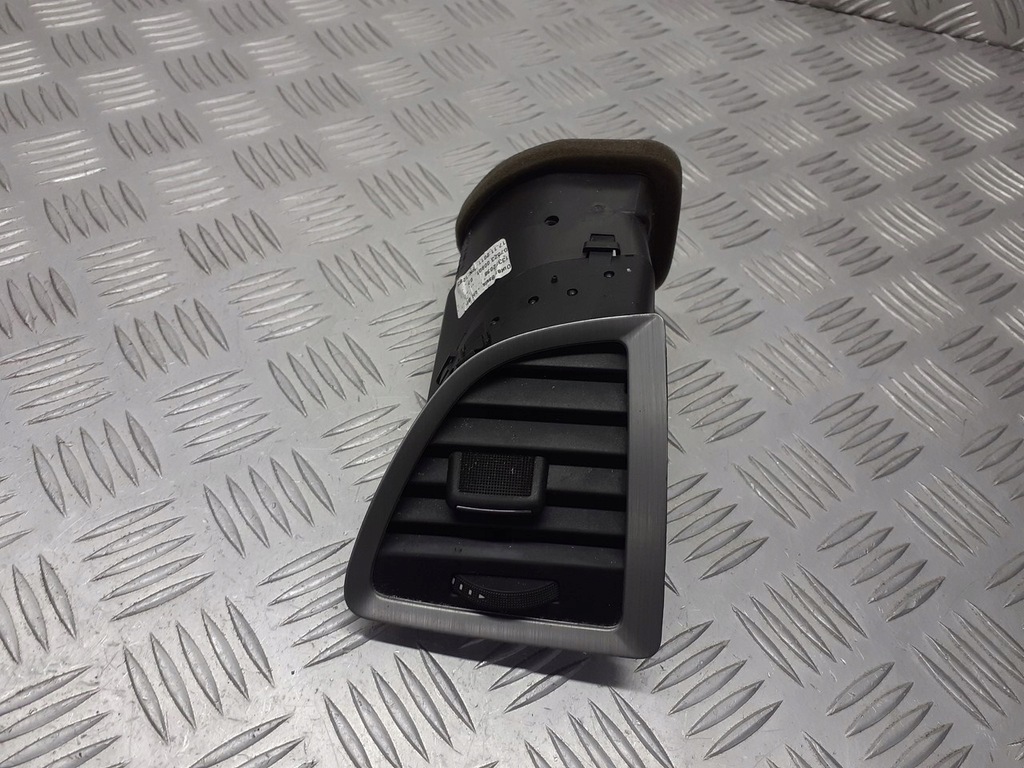 фото №1, Решітка ліва обдув opel astra j 13261537