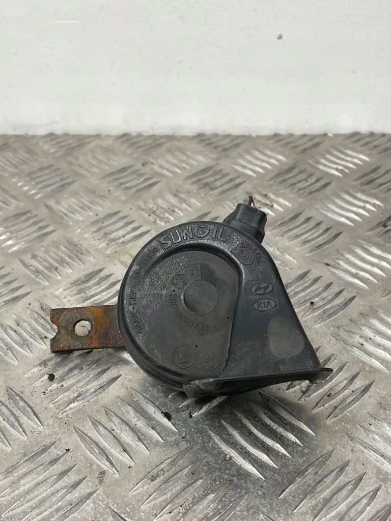 фото №3, Hyundai i30 2008 клаксон