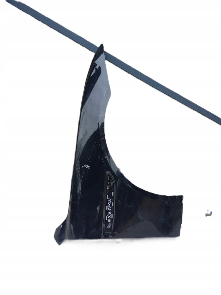 фото №1, Jaguar xe 15-20 передний крыло правый перед