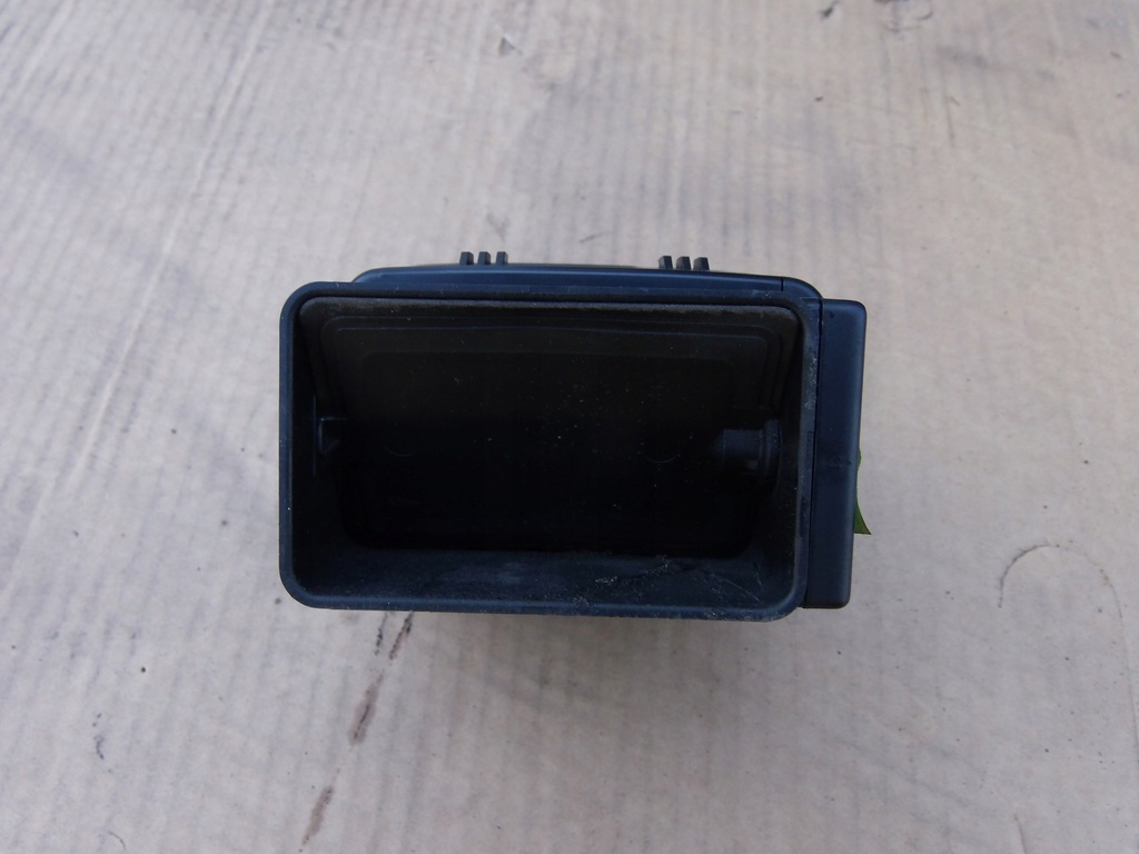 фото №6, Решётка обдув левая 8l0820901 audi a3 8l