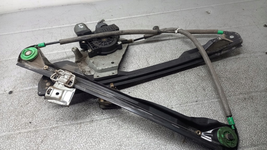 Купить Подъемник левый перед ford focus mk1 00r