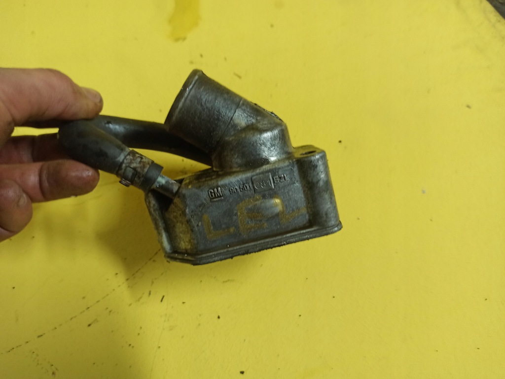 фото №1, Термостат корпус термостата vectra 2.0 90501081