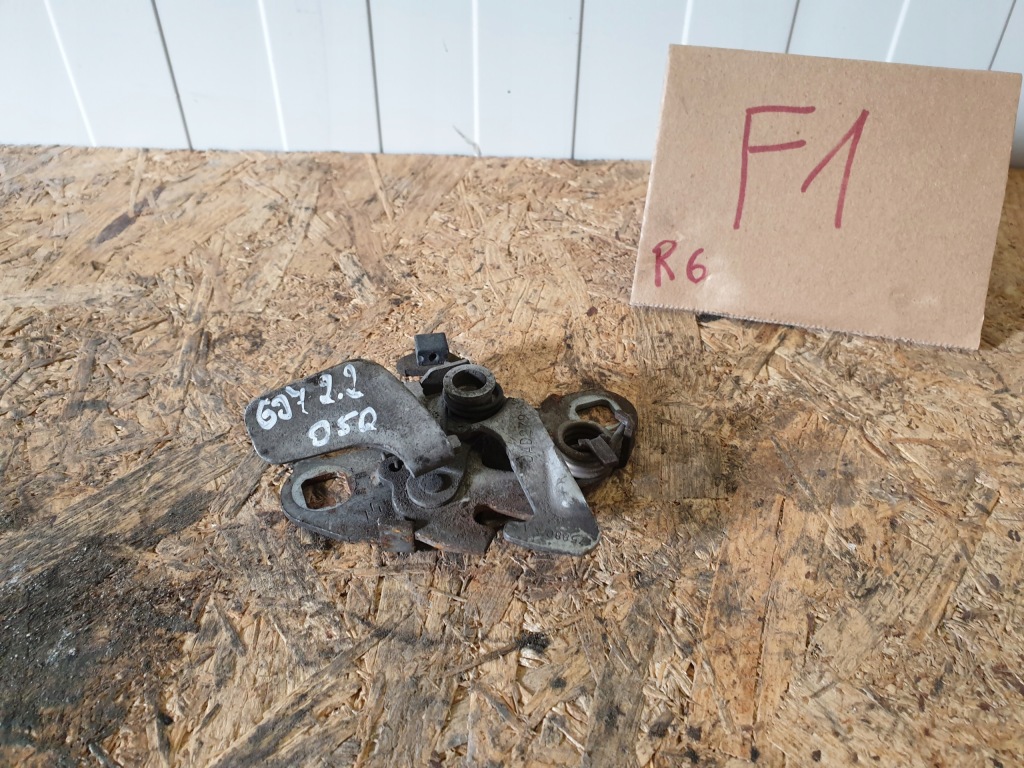 фото №3, Замок засувка капот peugeot 607