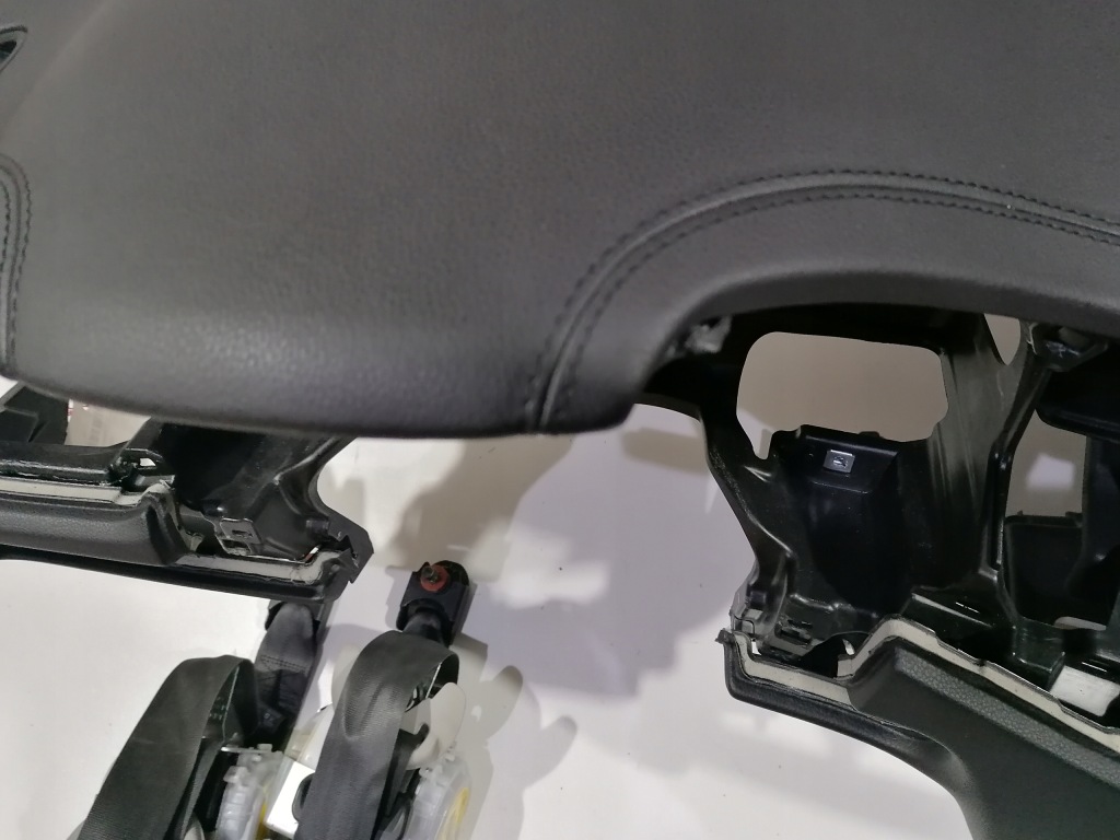 фото №6, Kia xceed панель приладів консоль подушка безпеки подушки безпеки ремені