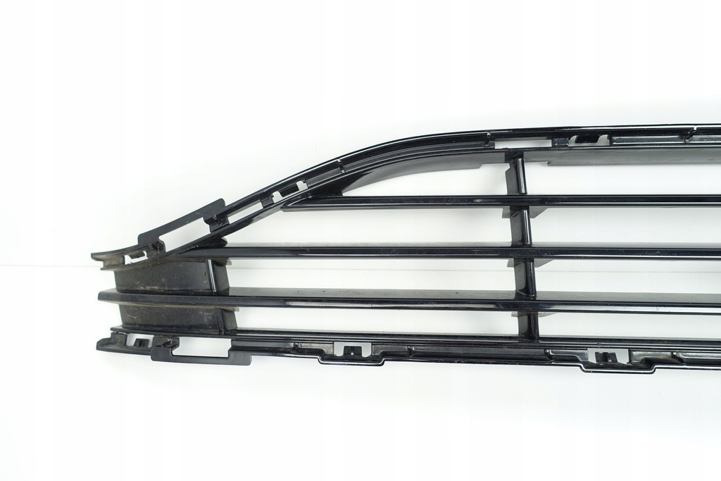 фото №6, Решітка бампера середня volvo v40 12-19 31283743