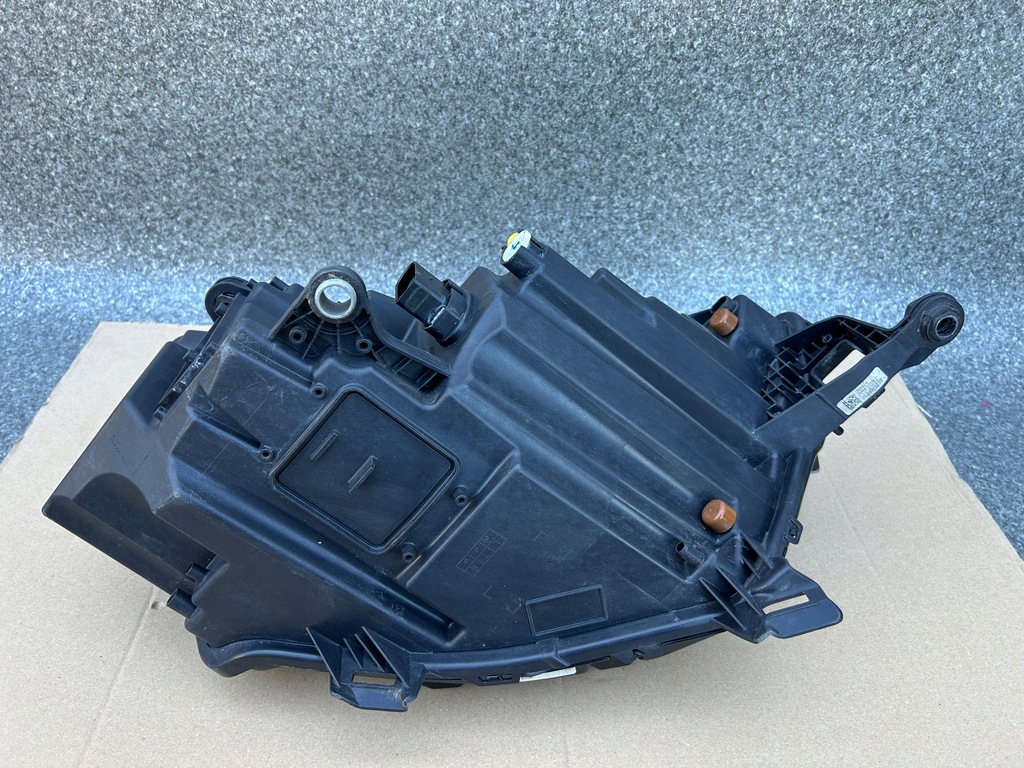 фото №8, Лампа левая передняя skoda kamiq full led 658941015 poznań