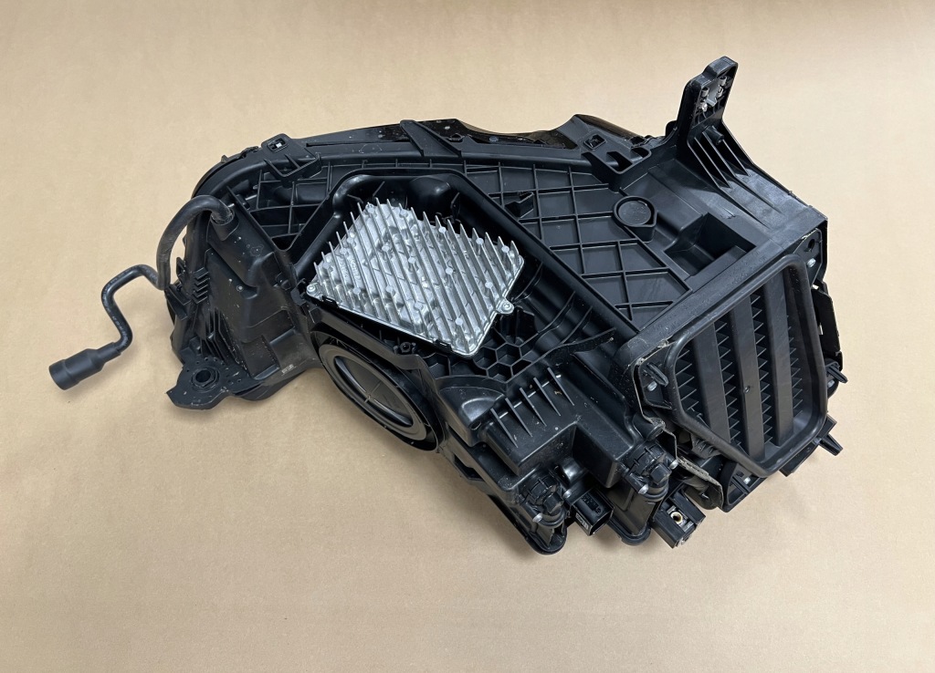 Audi q3 83a фара matrix led 83a941035a в Україні