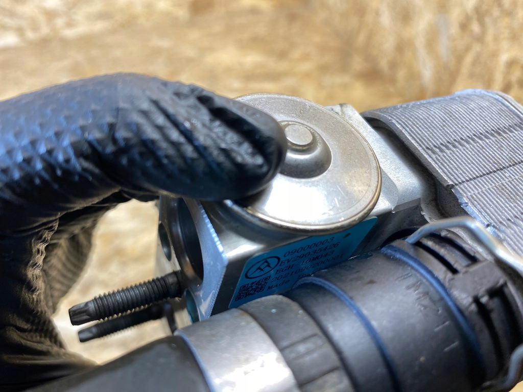 фото №10, Радіатор клапан кондиціонера opel e-corsa f peugeot e-208 ii 09000003