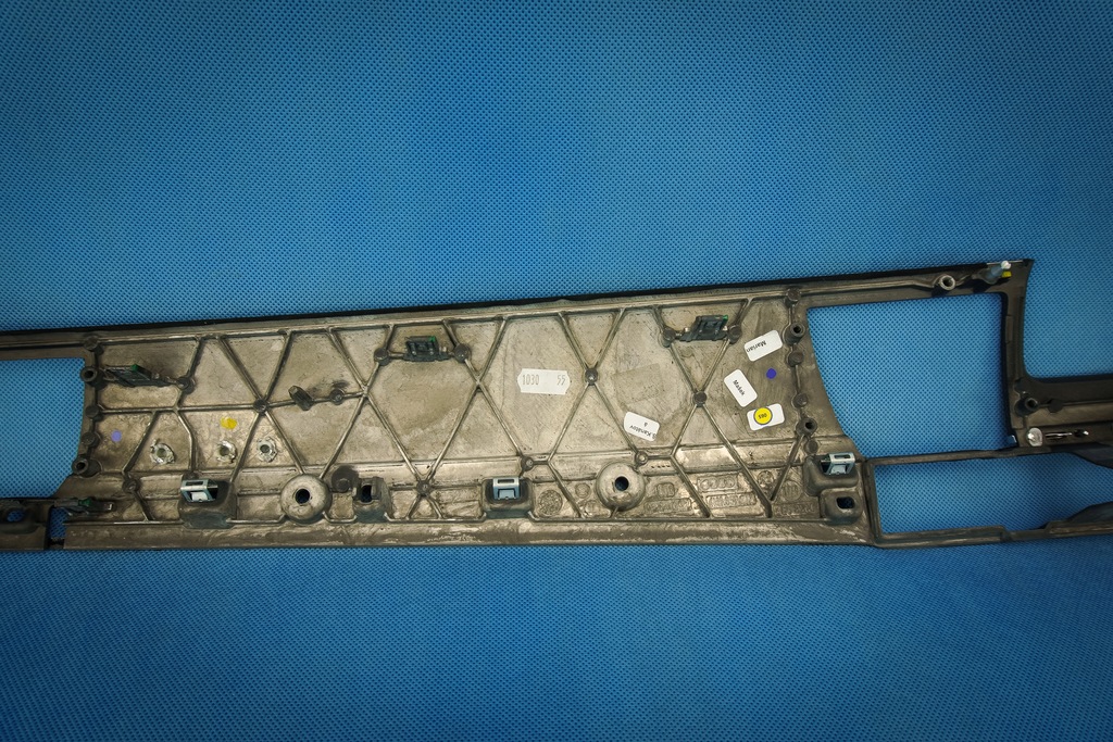 фото №7, Молдинг dekor панели audi a8 s8 4h 4h1857212g 7v7 карбон