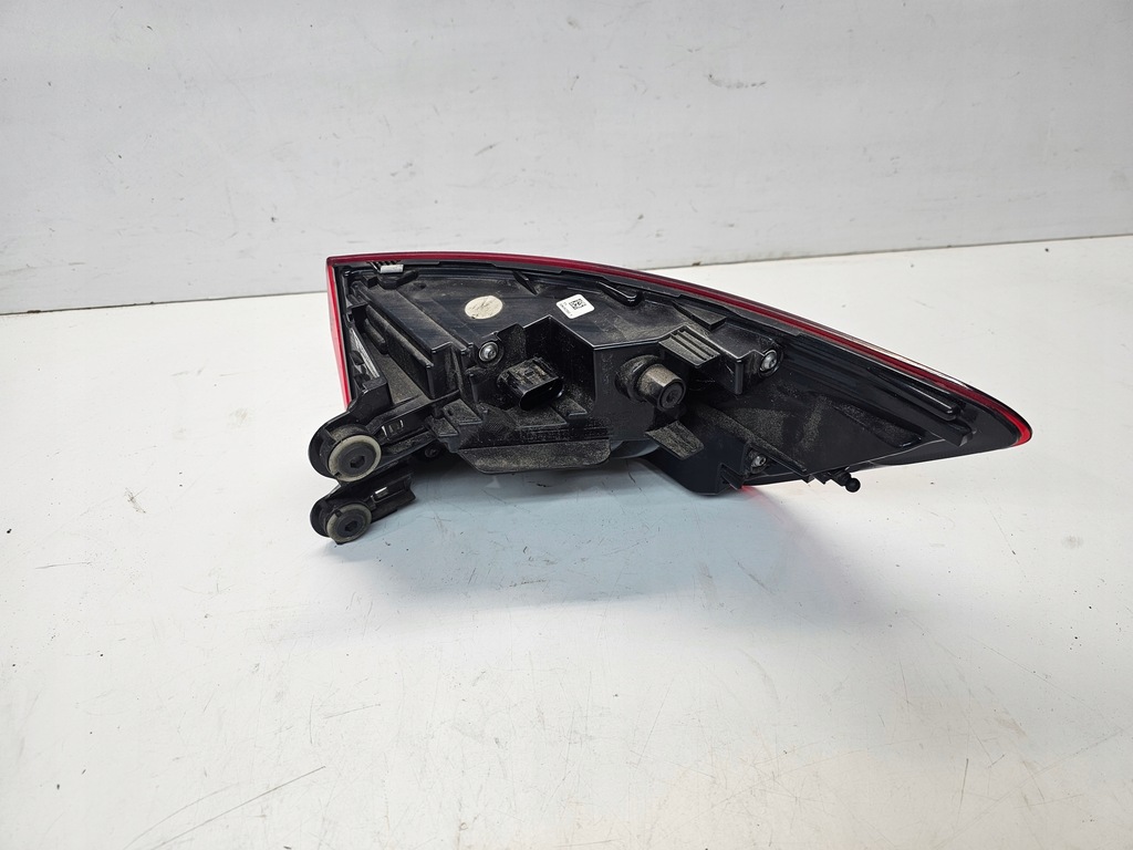 фото №6, Лампа лівий задня w крила audi a4 b9 lift avant 8w9945069aa led