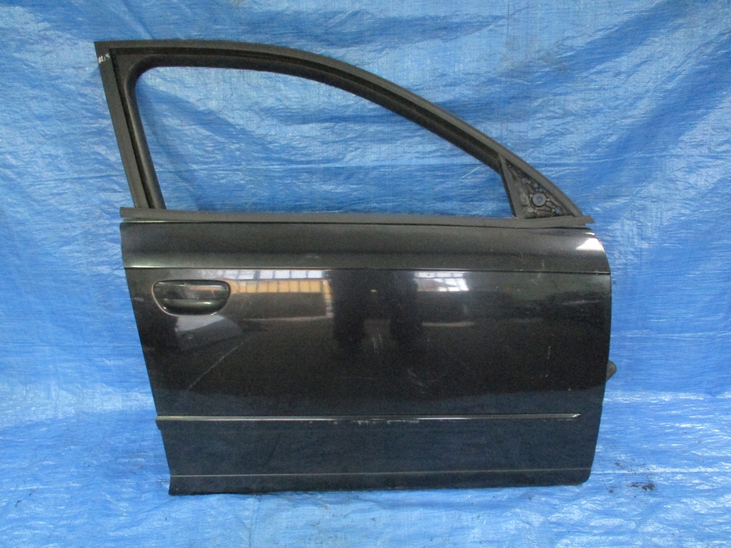 фото №1, Дверь правое перед audi a4 b7