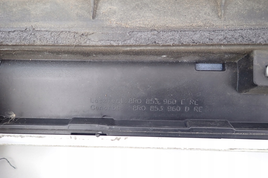 фото №10, Audi q5 молдинг дверь перед правая 8r0853690e