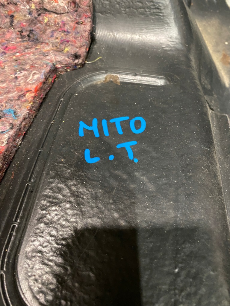 фото №3, Alfa romeo mito обшивка левый задняя багажника