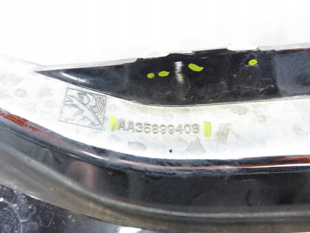 Решітка  peugeot 308 2 aa35899408 Недорого