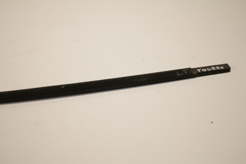 фото №7, Молдинг дверь левый задняя vw touran