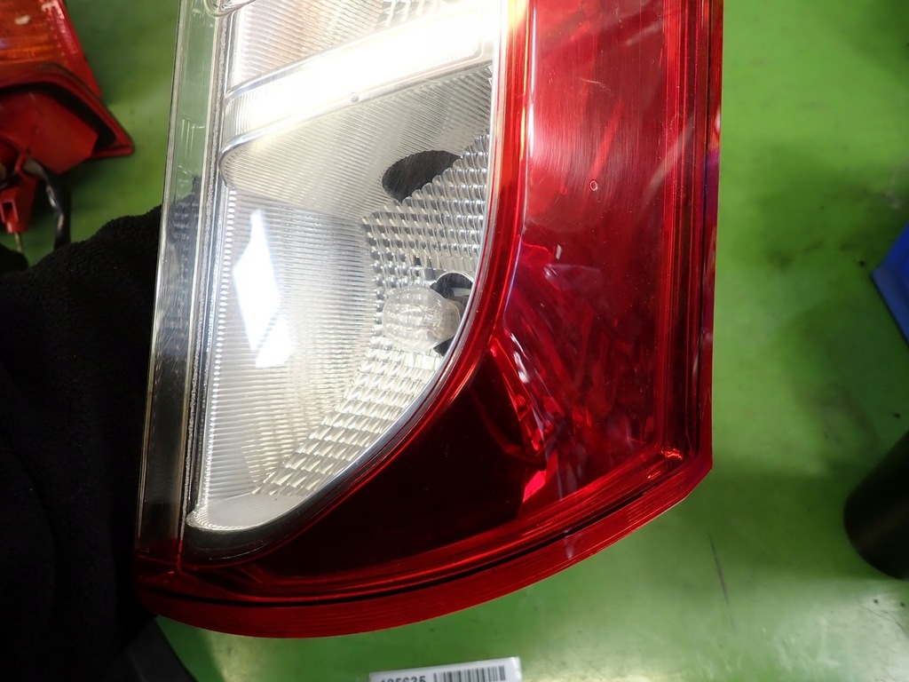 фото №16, Лампа права задня задня dacia dokker 12r 265509604r 90009118