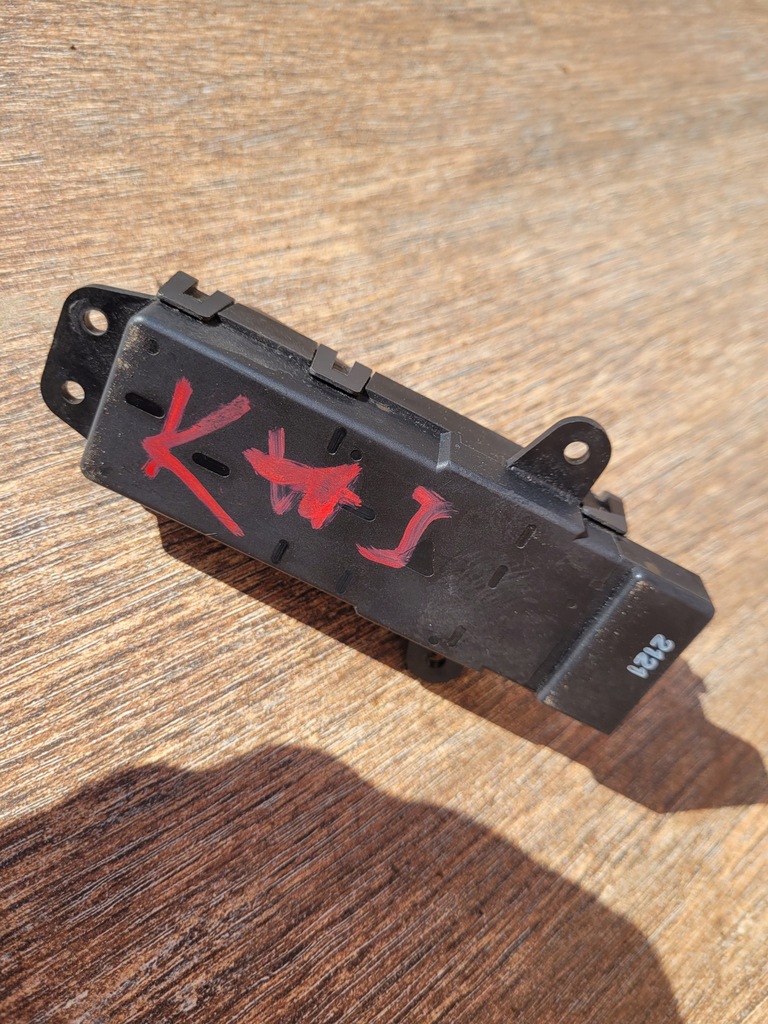 фото №11, Jeep cherokee kj панель кнопка регулювання сидіння правий перед