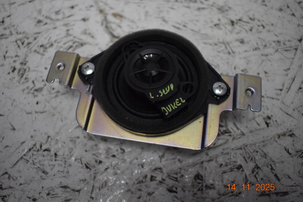 фото №1, Динамік заводський nissan juke ii f16