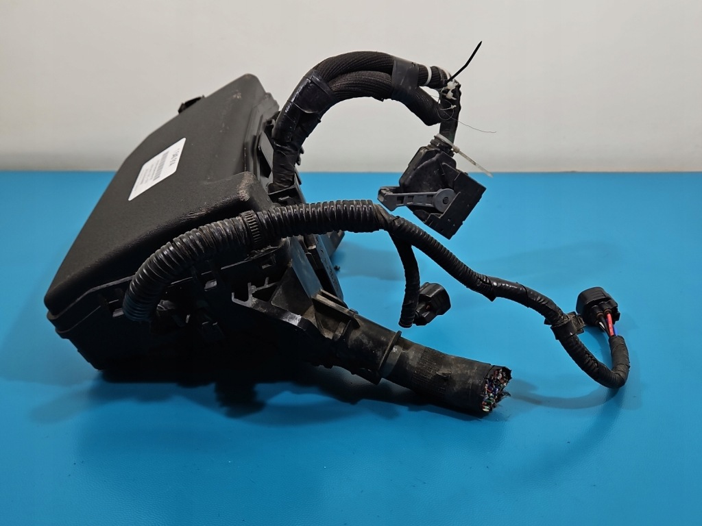 Коробка предохранителей toyota auris 2 82662-02b71 Киев
