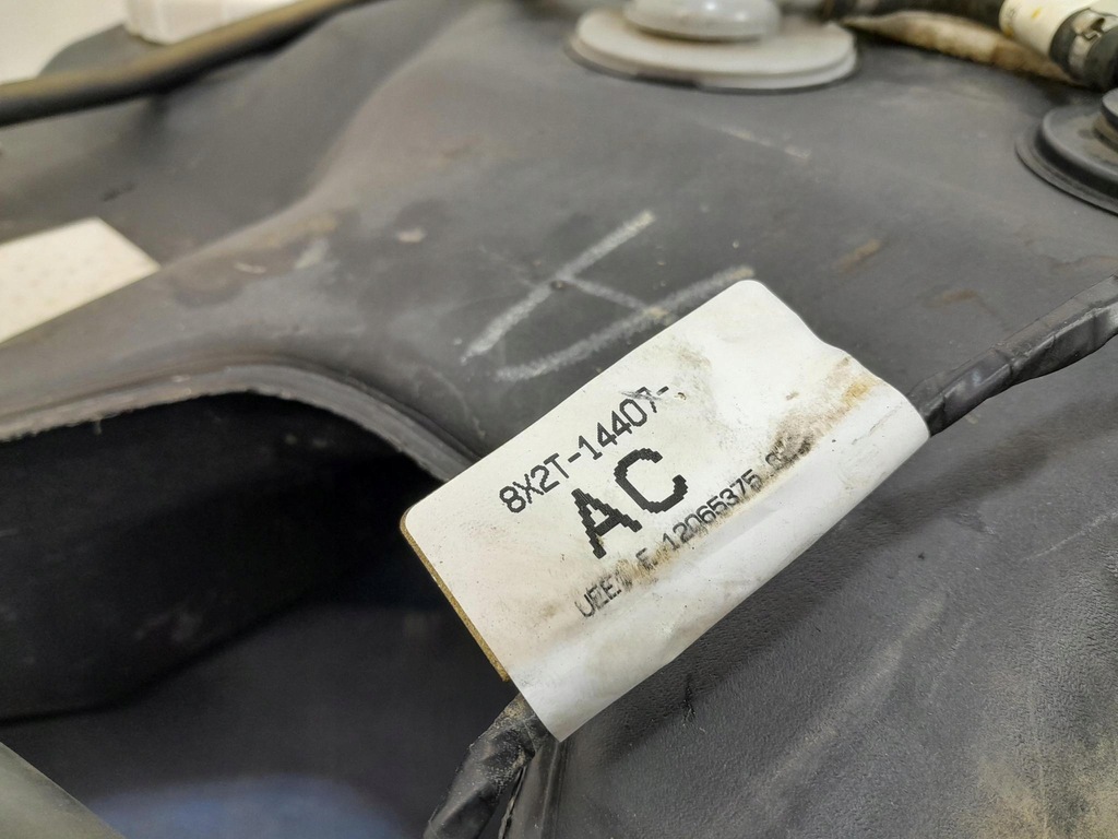 фото №5, Jaguar xf x250 2.7 td бак bak насос пального