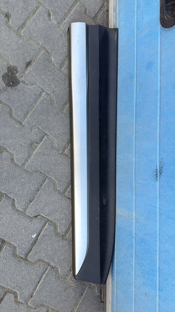 фото №1, Hyundai santa fe 2016- lift молдинг na двері права передня