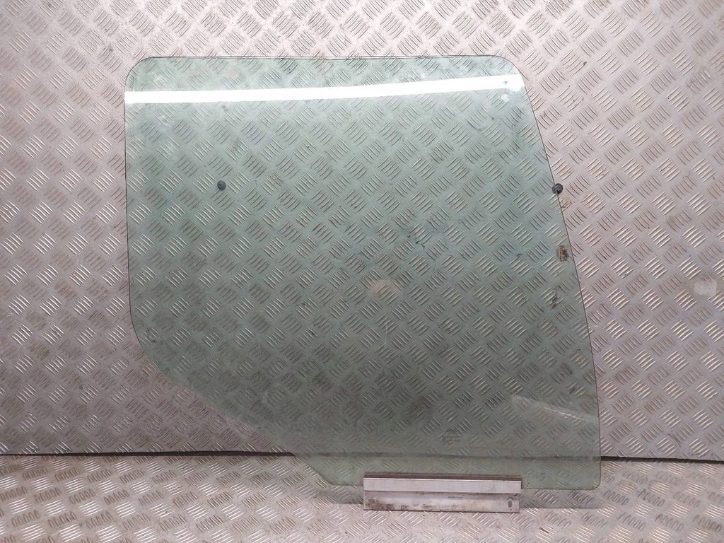 фото №3, Стекло дверь правый перед renault premium 420 i