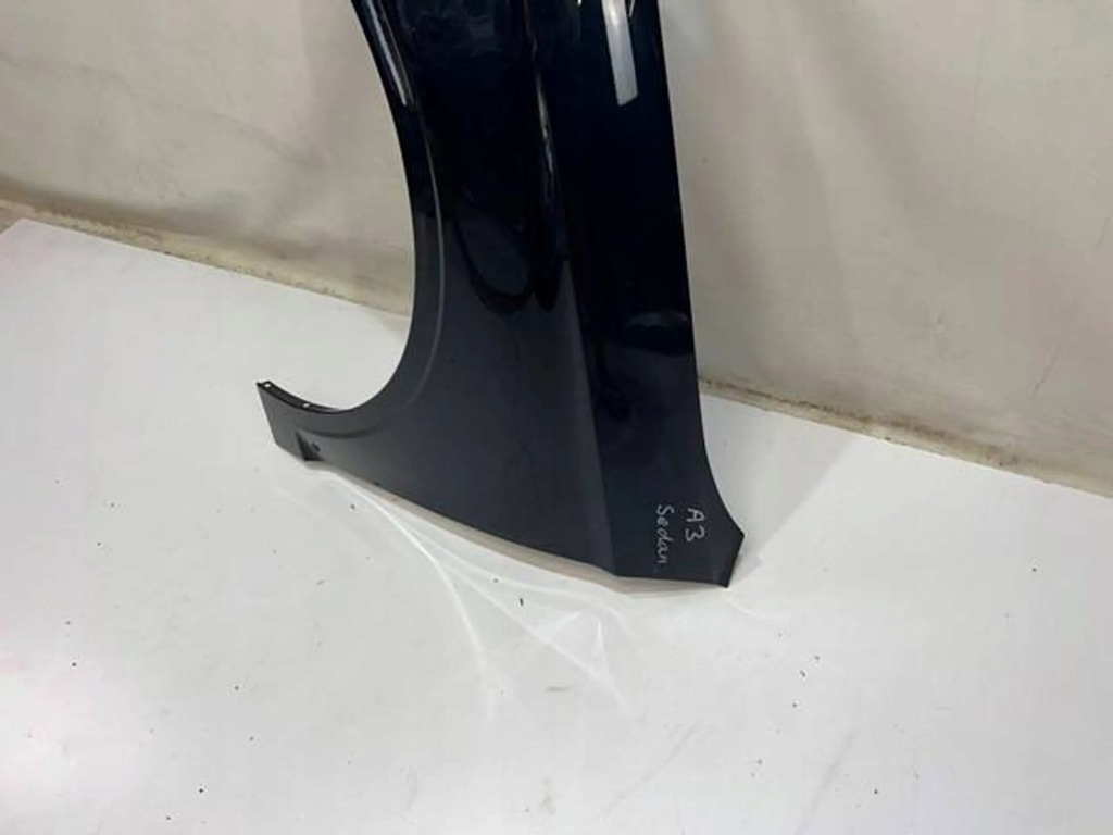 Audi a3 8v5 седан 13- крыло  левое  перед передний с Разборки