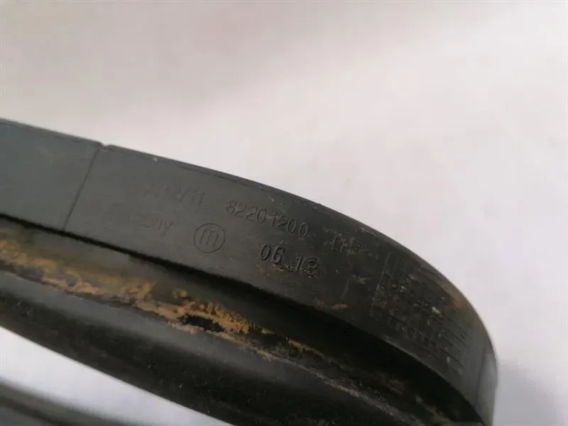 Ferrari 458 f142 spider ущільнювач 82201100 external + internal rear екран Недорого