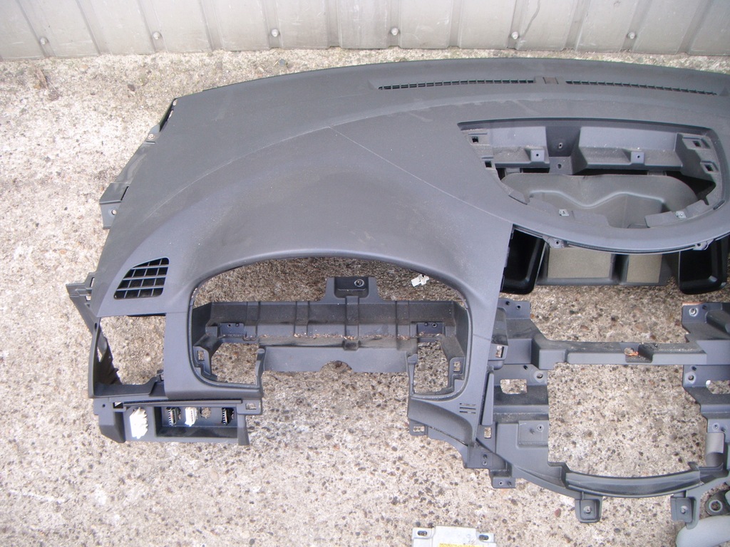 фото №8, Mitsubishi grandis 03-11konsola подушки безопасности ремни kpl.